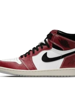 Air Jordan 1 Retro High OG SP x Trophy Room 'Chicago' Friends & Family