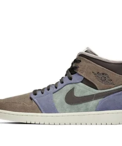 Air Jordan 1 Mid 'Suede Patch'